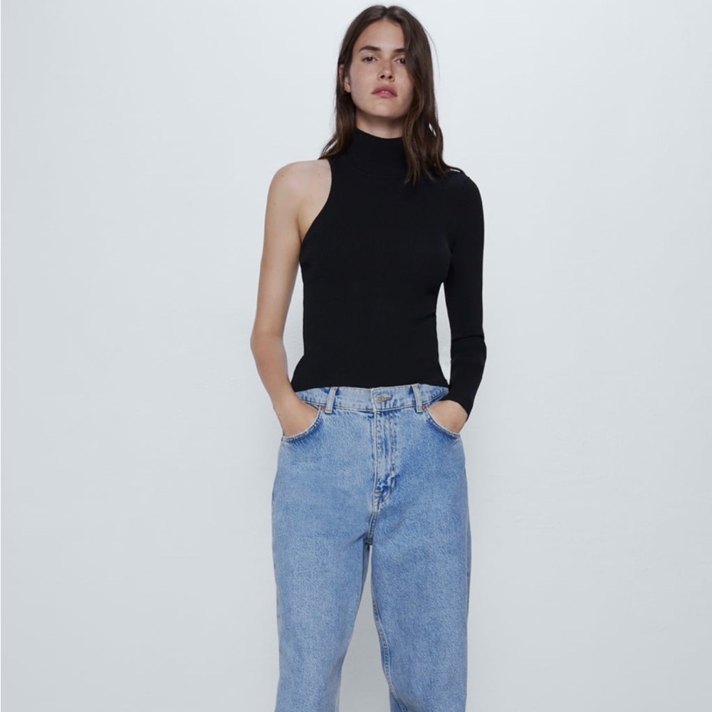 Zara Asymmetrical Knit Top Size S